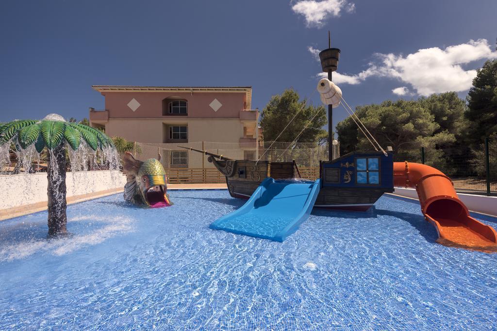 Garden Aparthotel 4*